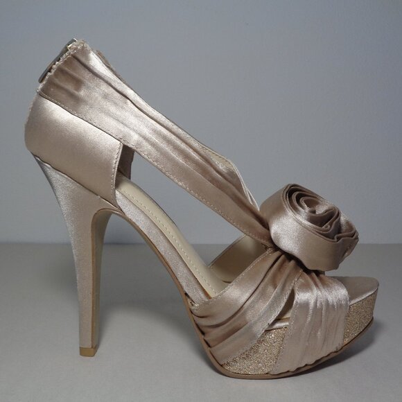 Enzo Angiolini Size 8.5 M / SLENDOR  / Satin / Heeled Sandals New Women's Shoes - Picture 2 of 16